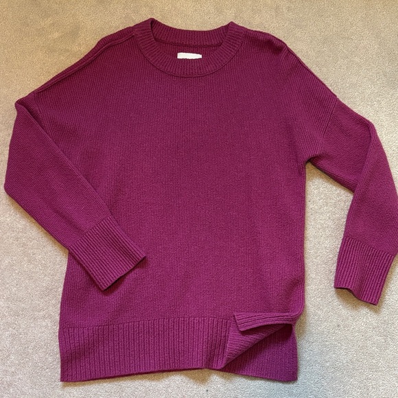 Abercrombie & Fitch Sweaters - A&F DreamLush Sweater (legging friendly)